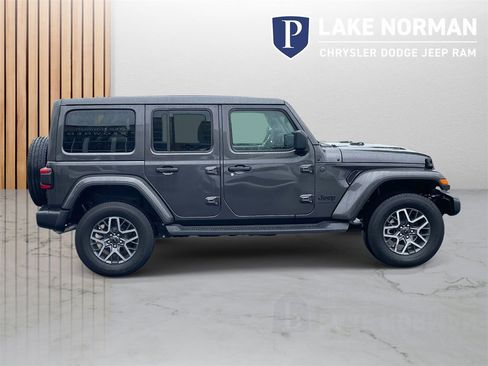 New 2025 Jeep Wrangler Sahara w/ Safety Group image 9