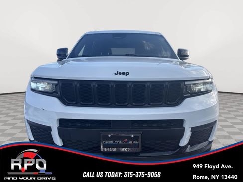Used 2021 Jeep Grand Cherokee L Laredo AWD/4WD image 5