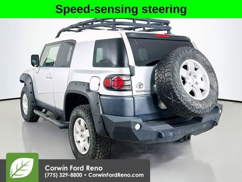 Used 2008 Toyota FJ Cruiser 4WD image 5