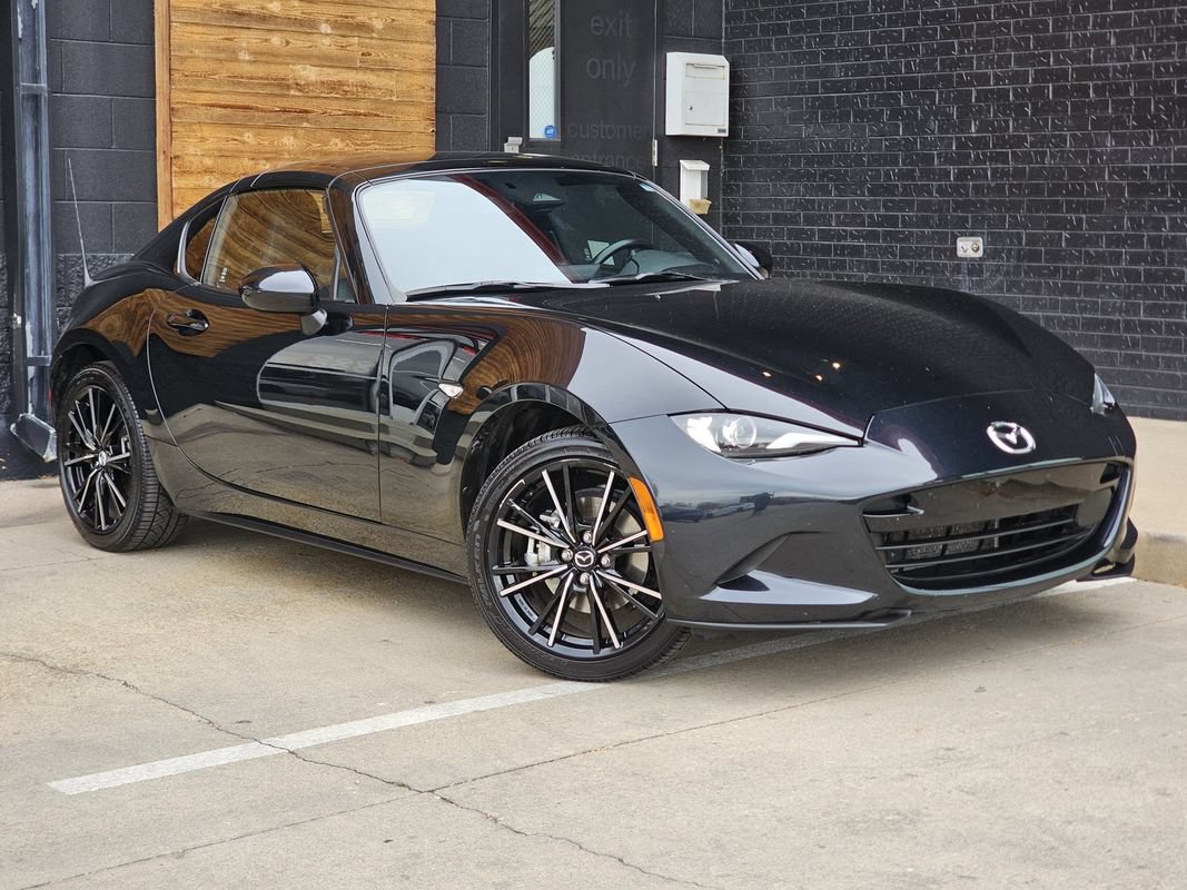 Used 2025 MAZDA MX-5 Miata RF Grand Touring RWD image 1