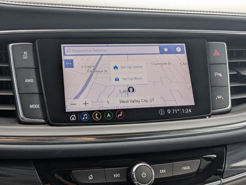 Used 2021 Buick Enclave Premium w/ Sun and Sites Package image 28