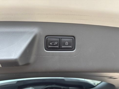 Used 2025 Hyundai Santa Fe SEL AWD/4WD image 23
