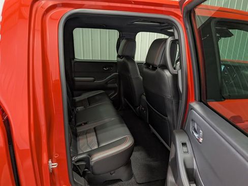 Used 2025 Nissan Frontier PRO-4X w/ Pro Premium Package AWD/4WD image 28