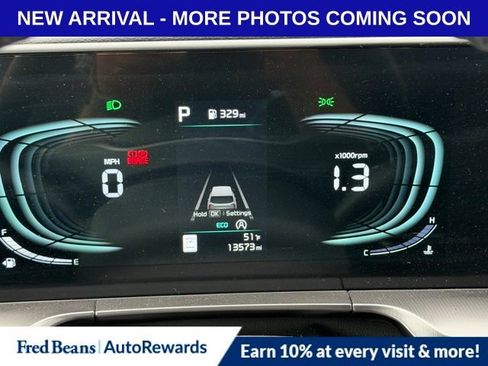 Used 2025 Kia Telluride S AWD/4WD image 14