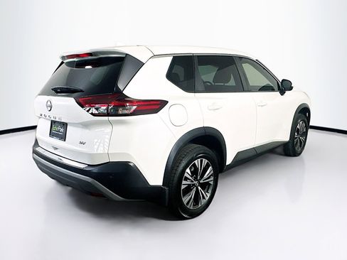 Used 2023 Nissan Rogue SV image 9