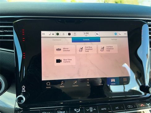 Used 2024 Jeep Wagoneer Base image 25