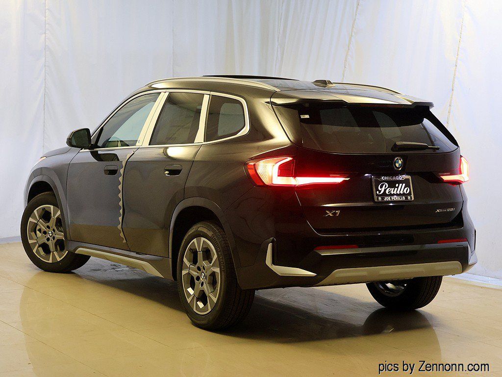 Used 2027 BMW X1 xDrive28i AWD/4WD image 9