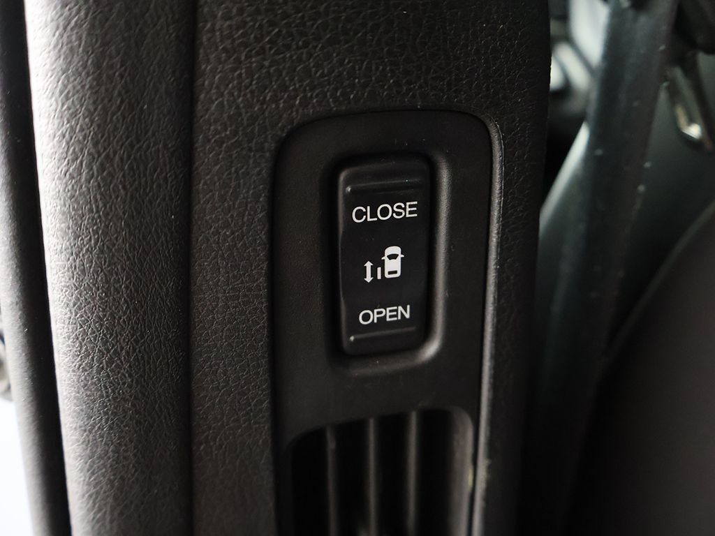 Used 2023 Honda Odyssey Touring image 33