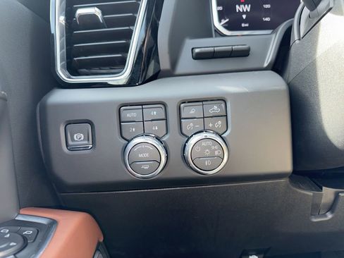 New 2026 GMC Sierra 2500 Denali Ultimate AWD/4WD image 26