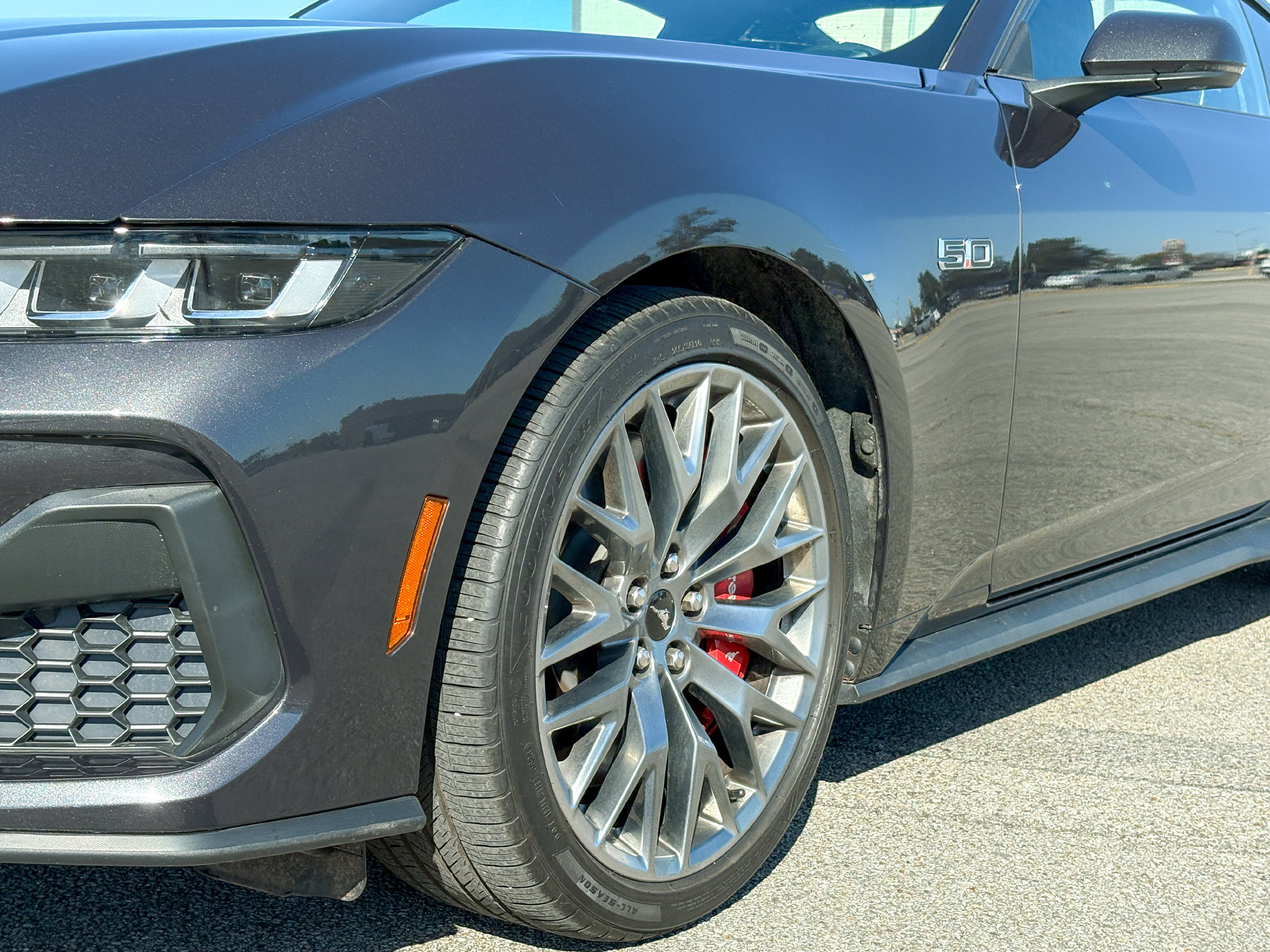 Used 2024 Ford Mustang GT Premium RWD image 5