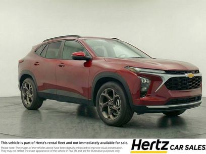 Used 2025 Chevrolet Trax LT