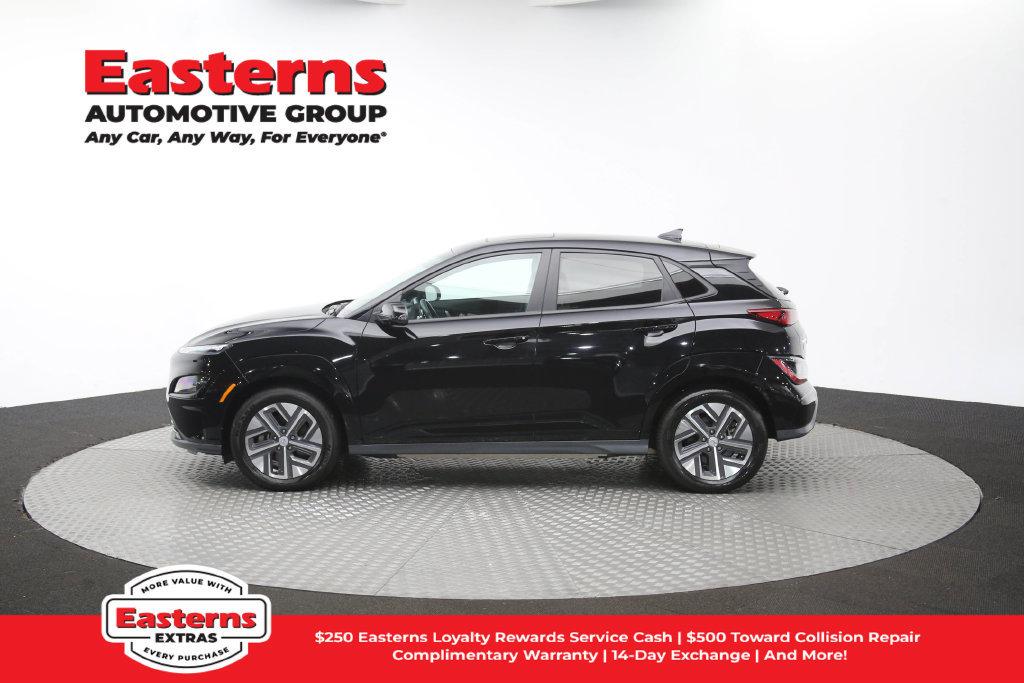 Used 2023 Hyundai Kona SEL FWD image 62