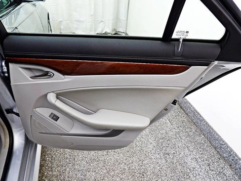 Used 2010 Cadillac CTS Performance w/ Performance Luxury Package image 12