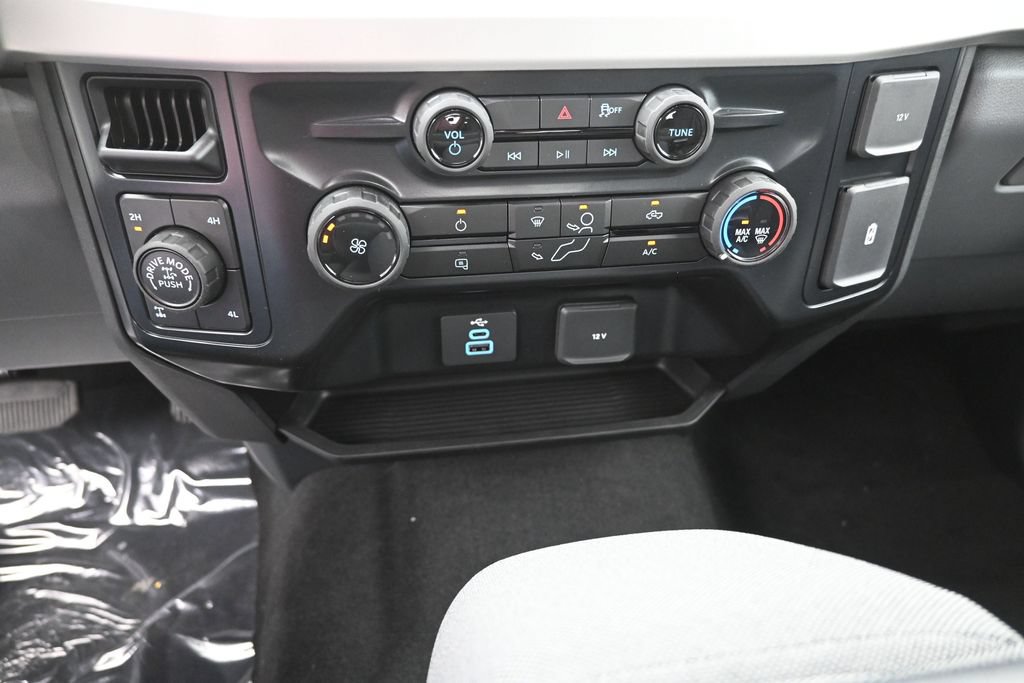 New 2027 Ford F250 XL w/ Tremor Off-Road Package AWD/4WD image 30