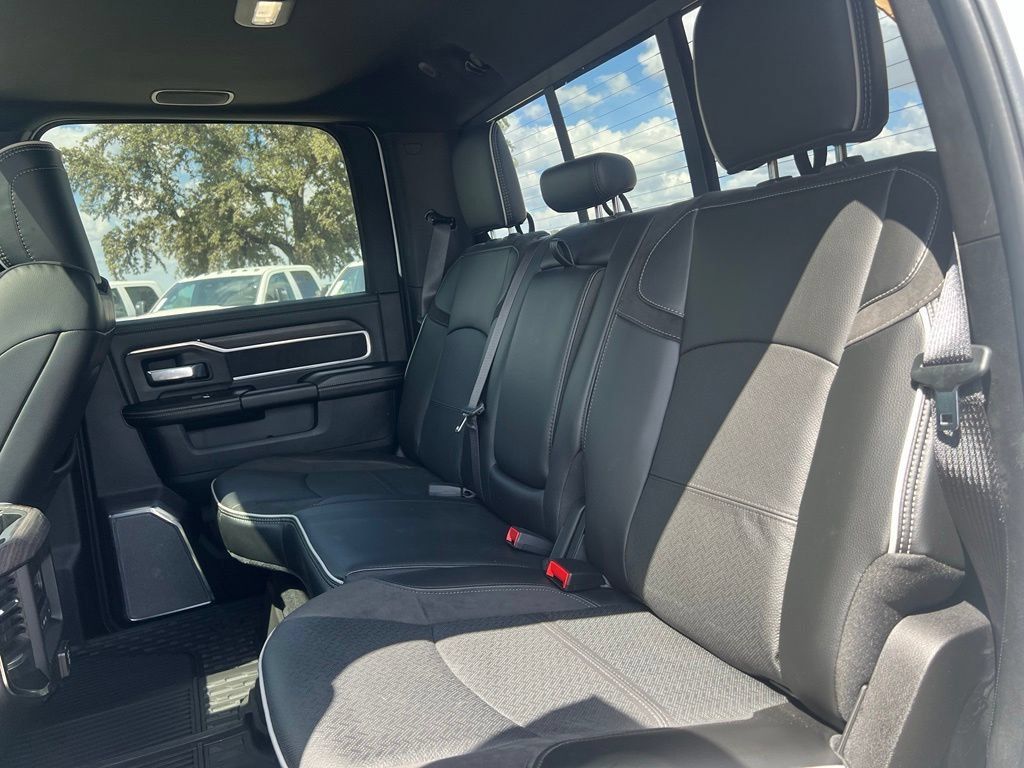 Used 2026 RAM 3500 Laramie AWD/4WD image 23
