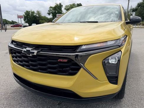 Certified 2024 Chevrolet Trax RS image 10