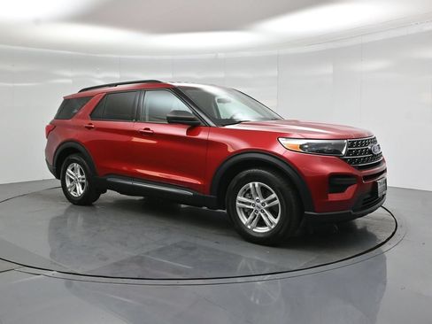 Used 2023 Ford Explorer XLT RWD image 23