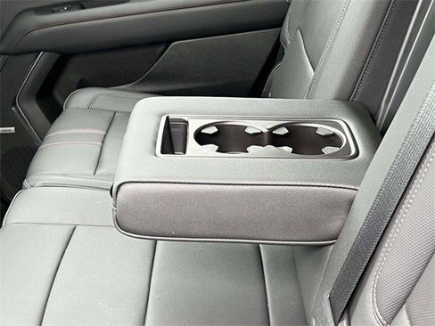 Certified 2022 Chevrolet Tahoe RST w/ Sport Performance Package image 9