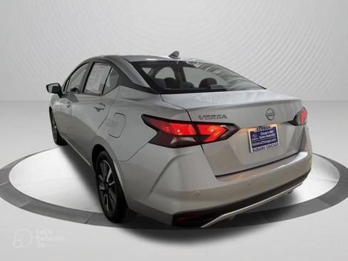 Used 2025 Nissan Versa SV FWD image 5
