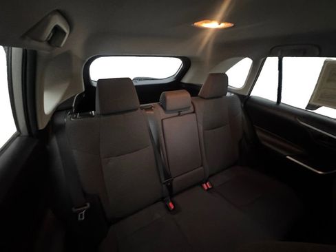 Used 2020 Toyota RAV4 LE image 16