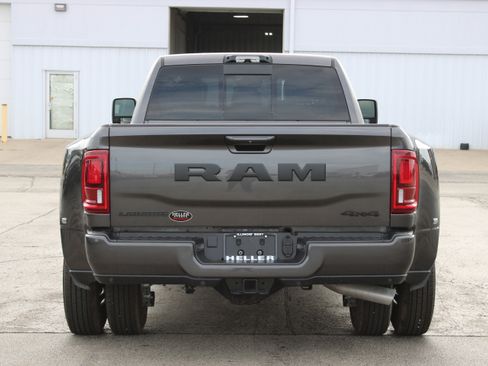 Used 2025 RAM 3500 Laramie w/ Night Edition AWD/4WD image 7