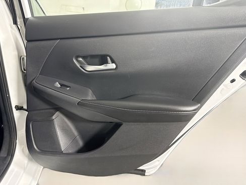 Used 2022 Nissan Sentra SV image 28