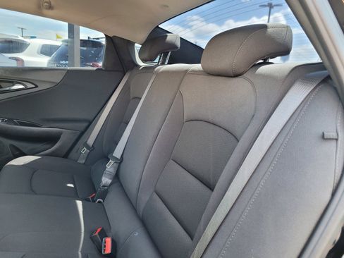 Used 2023 Chevrolet Malibu LS FWD image 13