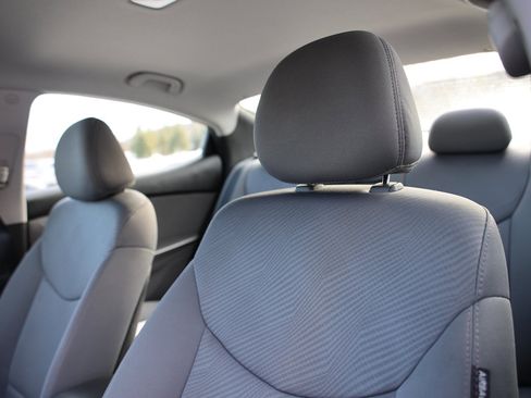 Used 2011 Hyundai Elantra GLS image 14