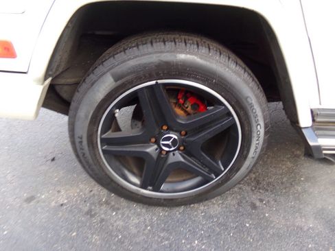 Used 2013 Mercedes-Benz G 63 AMG 4MATIC image 16