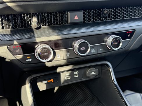 Used 2024 Honda CR-V EX image 24