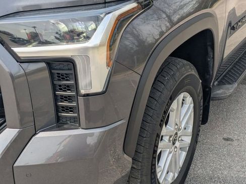 Used 2023 Toyota Tundra SR5 w/ SR5 Premium Package AWD/4WD image 9