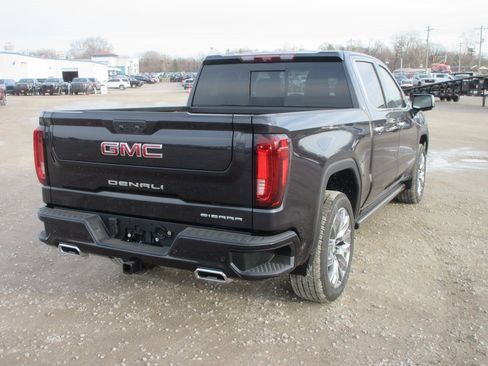 New 2026 GMC Sierra 1500 Denali w/ Denali Reserve Package image 5