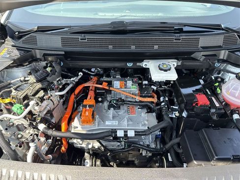 Used 2024 Chevrolet Equinox EV LT image 28