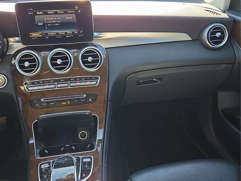 Used 2017 Mercedes-Benz GLC 300 4MATIC Coupe image 19