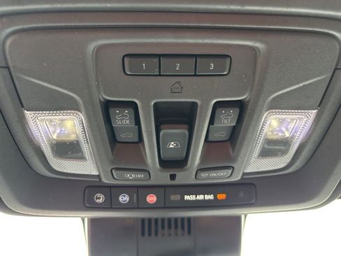 Used 2024 Chevrolet Silverado 2500 High Country w/ High Country Premium Package AWD/4WD image 34