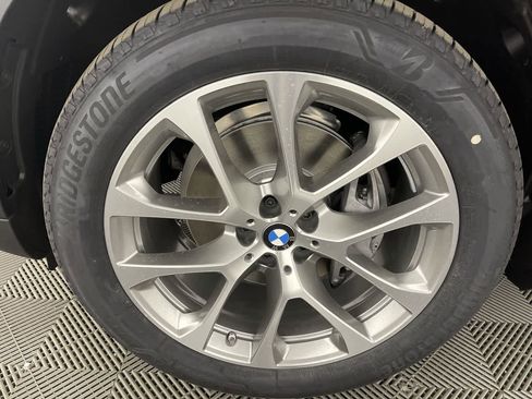 Certified 2024 BMW X5 xDrive40i image 8