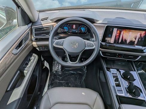 New 2026 Volkswagen Atlas SEL AWD/4WD image 17