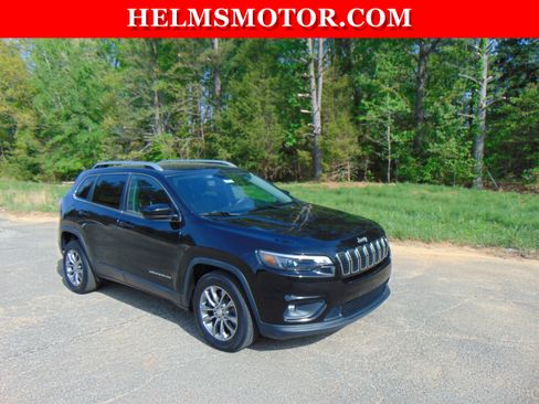 Used 2020 Jeep Cherokee Latitude Plus w/ Comfort/Convenience Group image 13