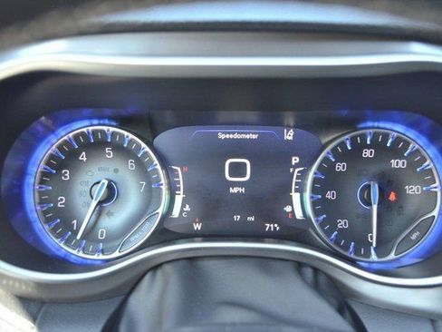 New 2026 Chrysler Pacifica Select image 22