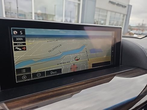 Used 2021 Lexus LX 570 4WD w/ Luxury Package image 4