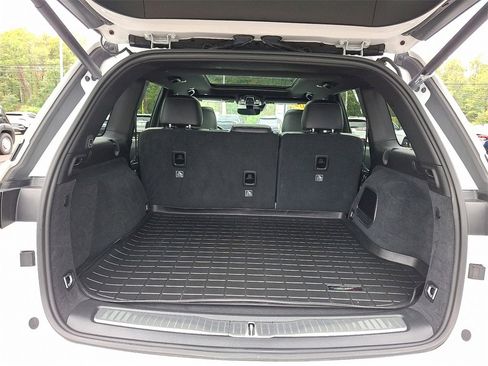 Used 2022 Jeep Grand Cherokee Overland image 30