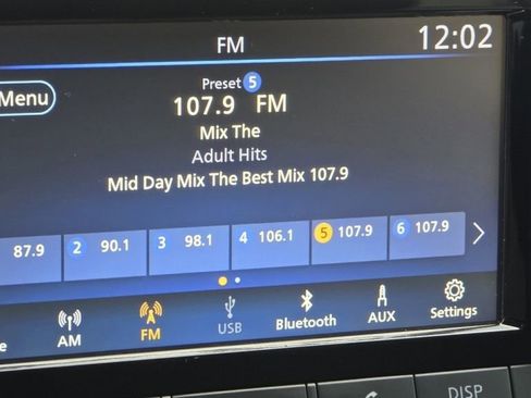 Used 2021 Nissan Sentra S w/ Trunk Package image 28