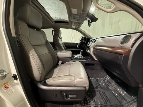 Used 2018 Toyota Tundra Limited image 22