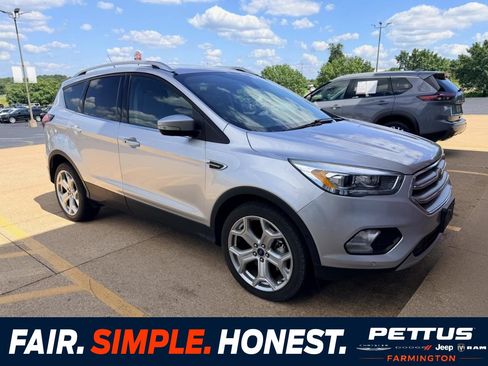 Used 2019 Ford Escape Titanium FWD image 1