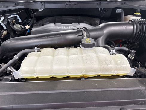 Used 2023 Ford F150 Lariat w/ Equipment Group 502A High image 32