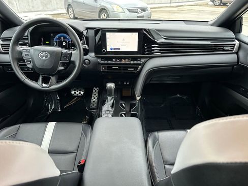 Certified 2025 Toyota Camry SE image 14