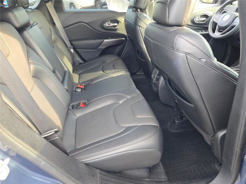 Certified 2021 Jeep Cherokee Limited w/ Mopar Interior Package image 11