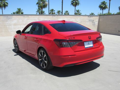 Certified 2025 Honda Civic Sport Touring image 6