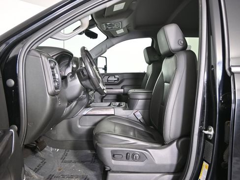 Used 2020 Chevrolet Silverado 2500 LTZ w/ LTZ Premium Package image 21