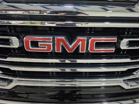 Certified 2020 GMC Sierra 1500 SLT w/ SLT Premium Plus Package image 32
